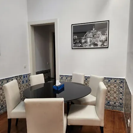 Correeiros Baxa Centre Apartment *